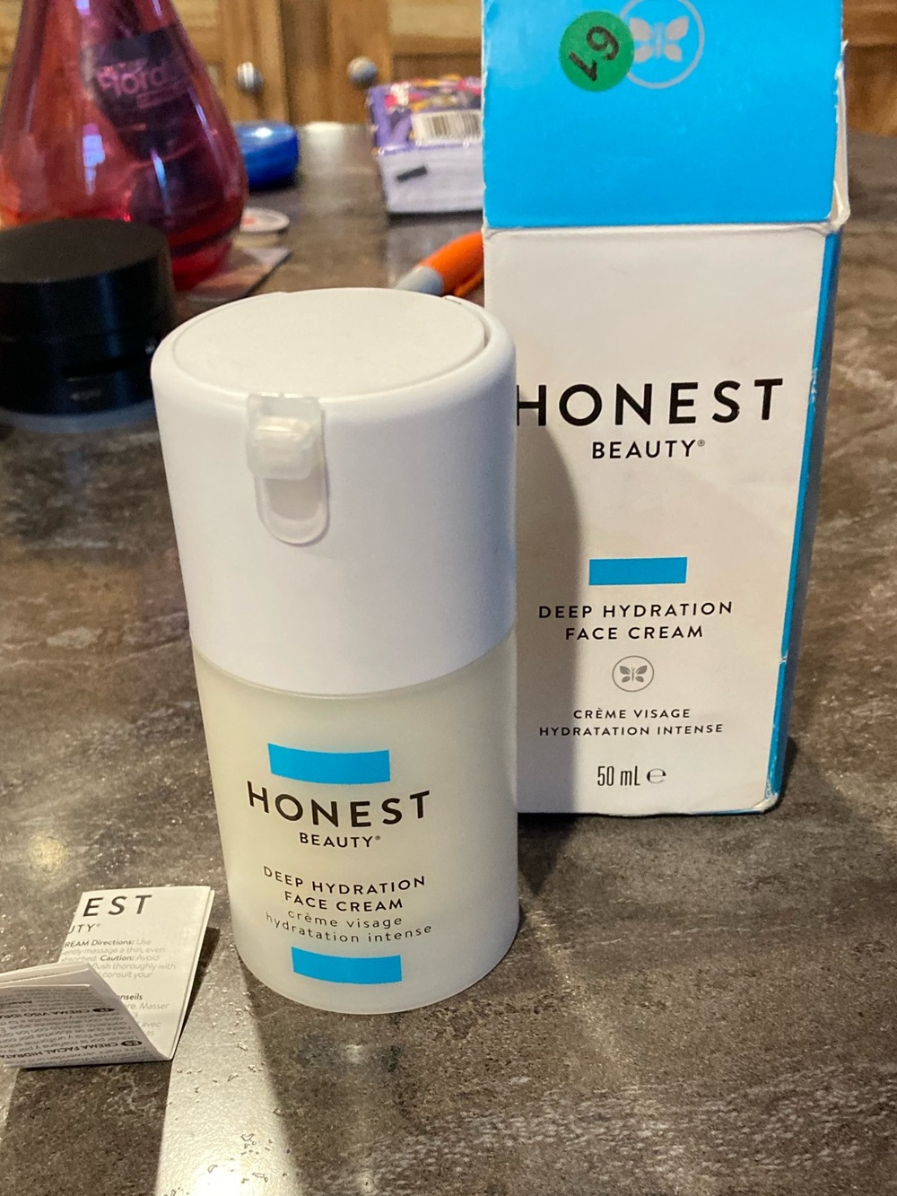 The Honest Company Deep Hydration Face Cream - White and Blue